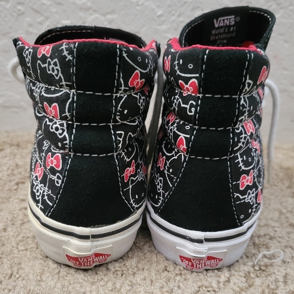 Vans Hello Kitty Sk8 Hi Shoe Size W 6.5 M 5 - Picture 3 of 7